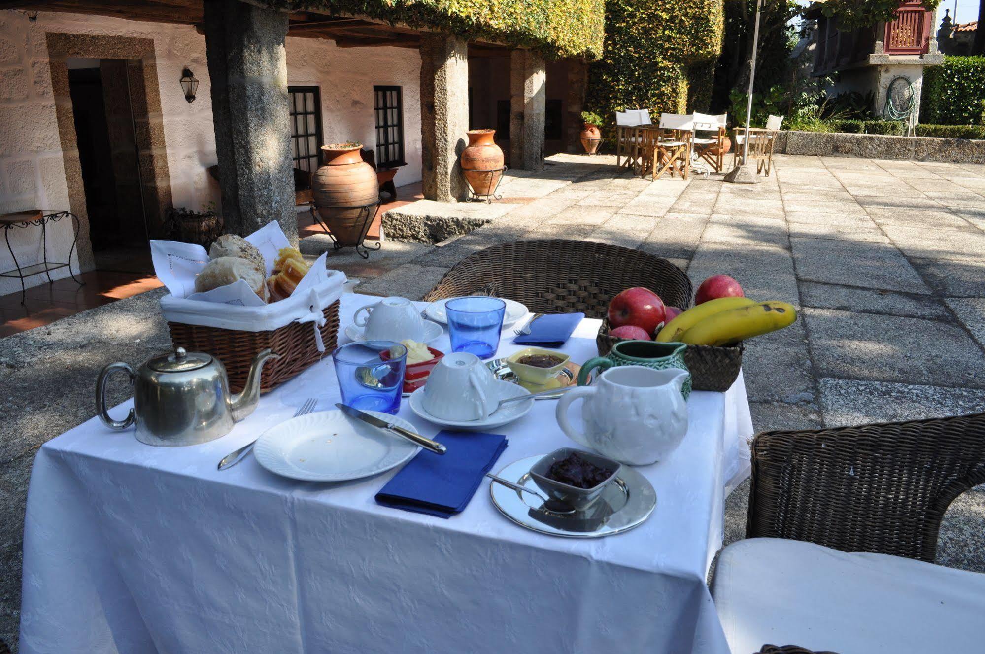 Quinta Da Ponte Do Louro Pensionat Exteriör bild
